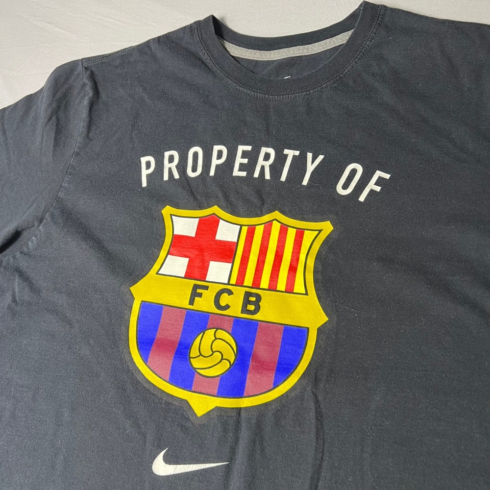 Nike FC Barcelona Shirt Mens Large Black FCB Property Of Soccer Graphic Tee